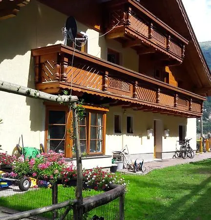 Appartementhaus Gastein / Haus Sammie Бадгаштейн